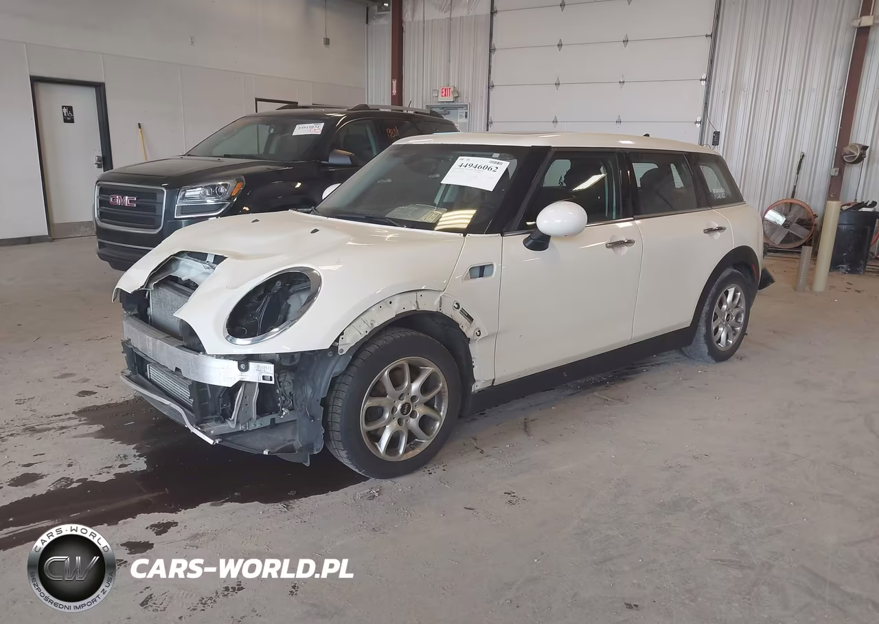 2017 Mini Clubman Cooper VIN:WMWLN5C52H2E32737 - 2