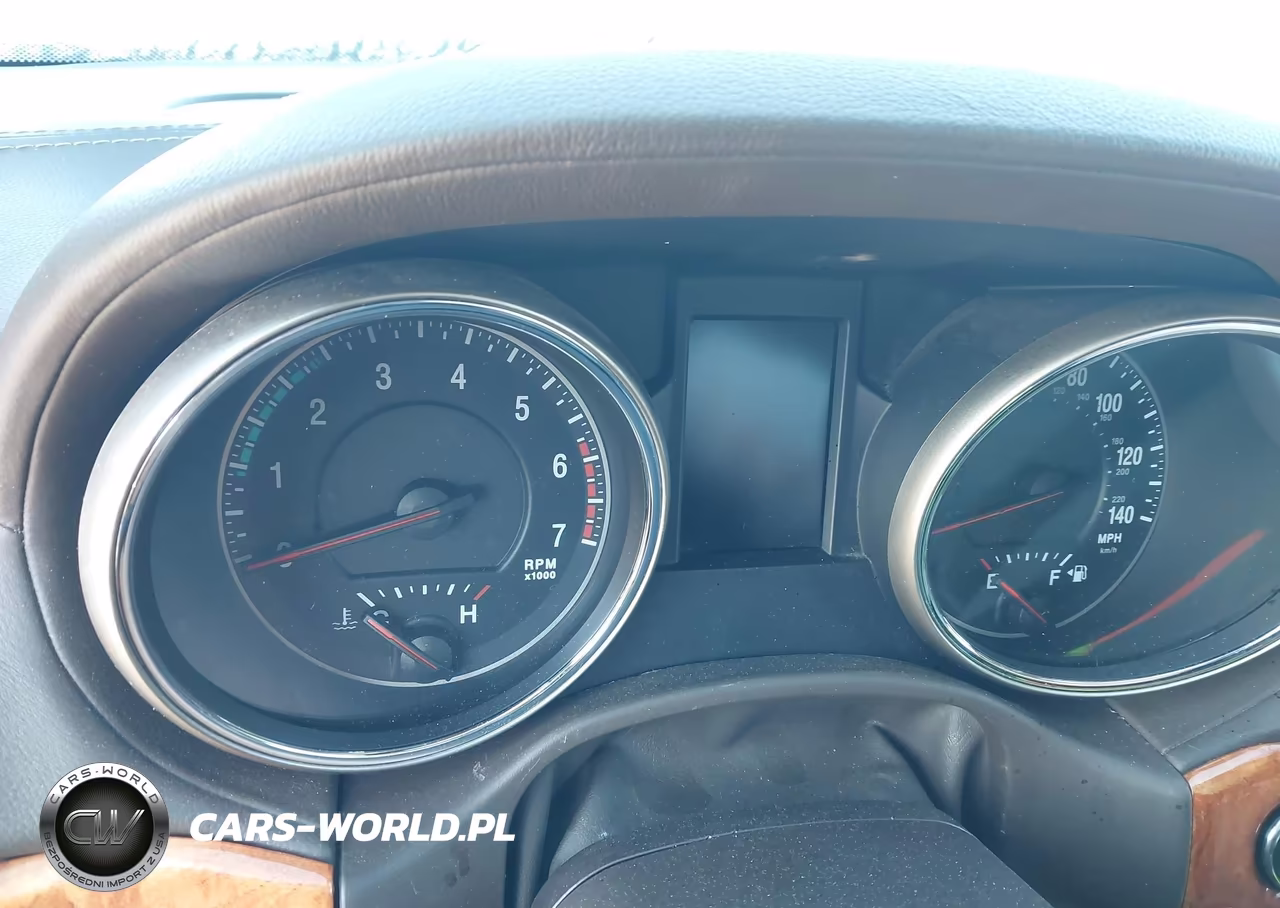 2012 Jeep Grand Cherokee Overland VIN:1C4RJFCT0CC311105 - 7