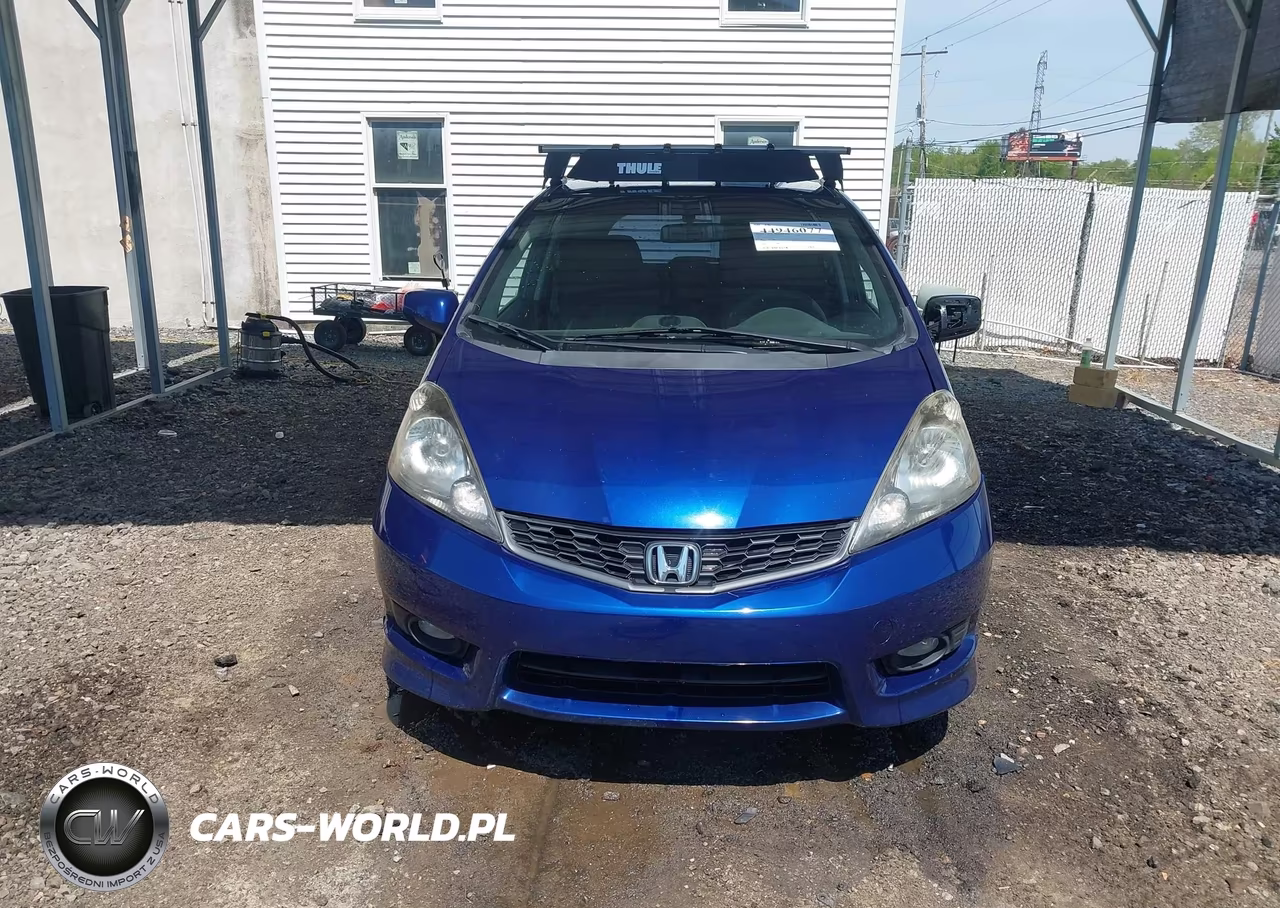 2013 Honda Fit Sport VIN:JHMGE8G56DC004041 - 12
