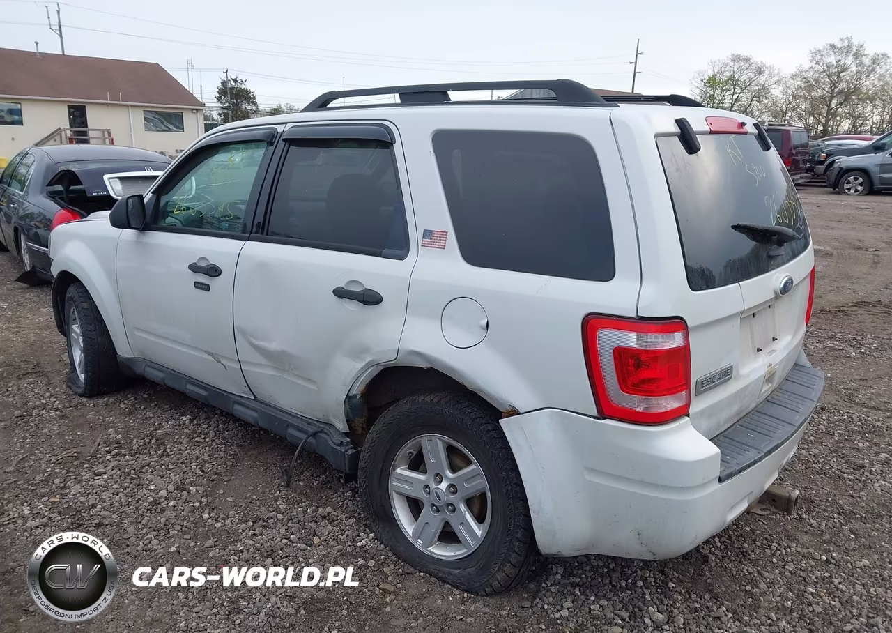 2012 Ford Escape Hybrid VIN:1FMCU5K33CKB19042 - 3