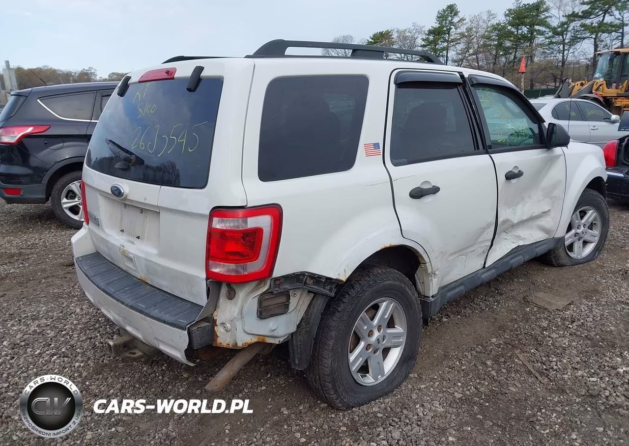 2012 Ford Escape Hybrid VIN:1FMCU5K33CKB19042 - 4