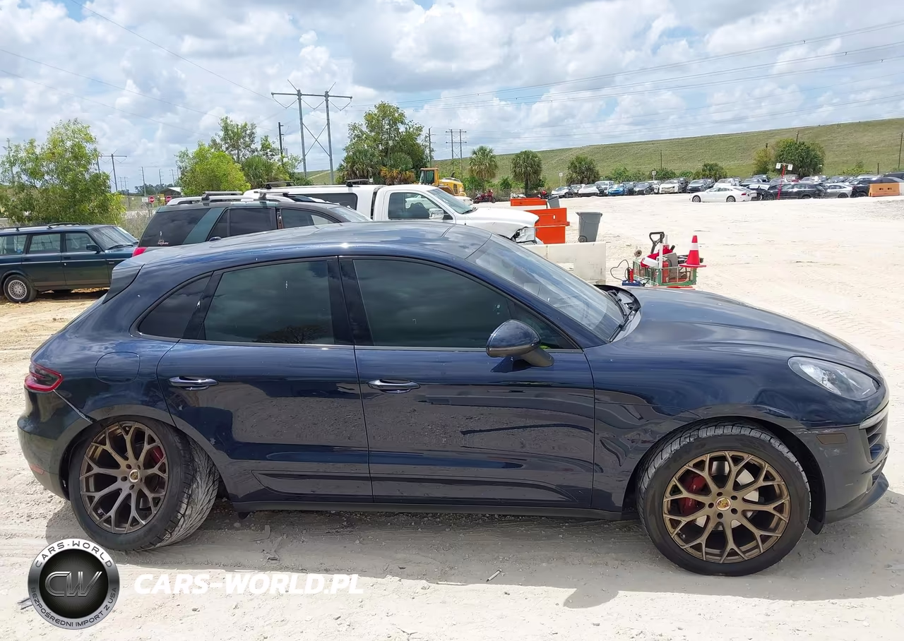 2017 Porsche Macan S VIN:WP1AB2A5XHLB11961 - 13