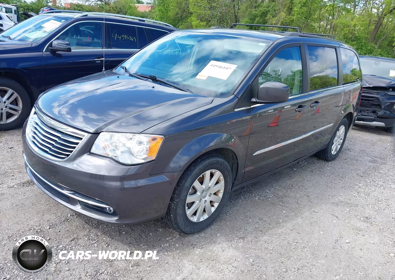 2015 Chrysler Town & Country Touring VIN:2C4RC1BGXFR538136 - 2