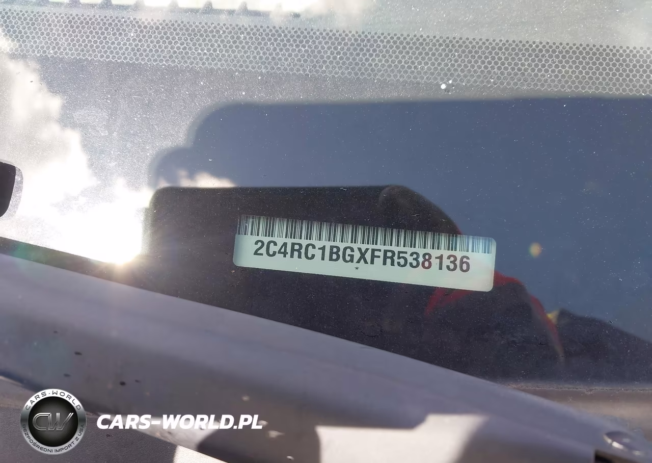 2015 Chrysler Town & Country Touring VIN:2C4RC1BGXFR538136 - 9