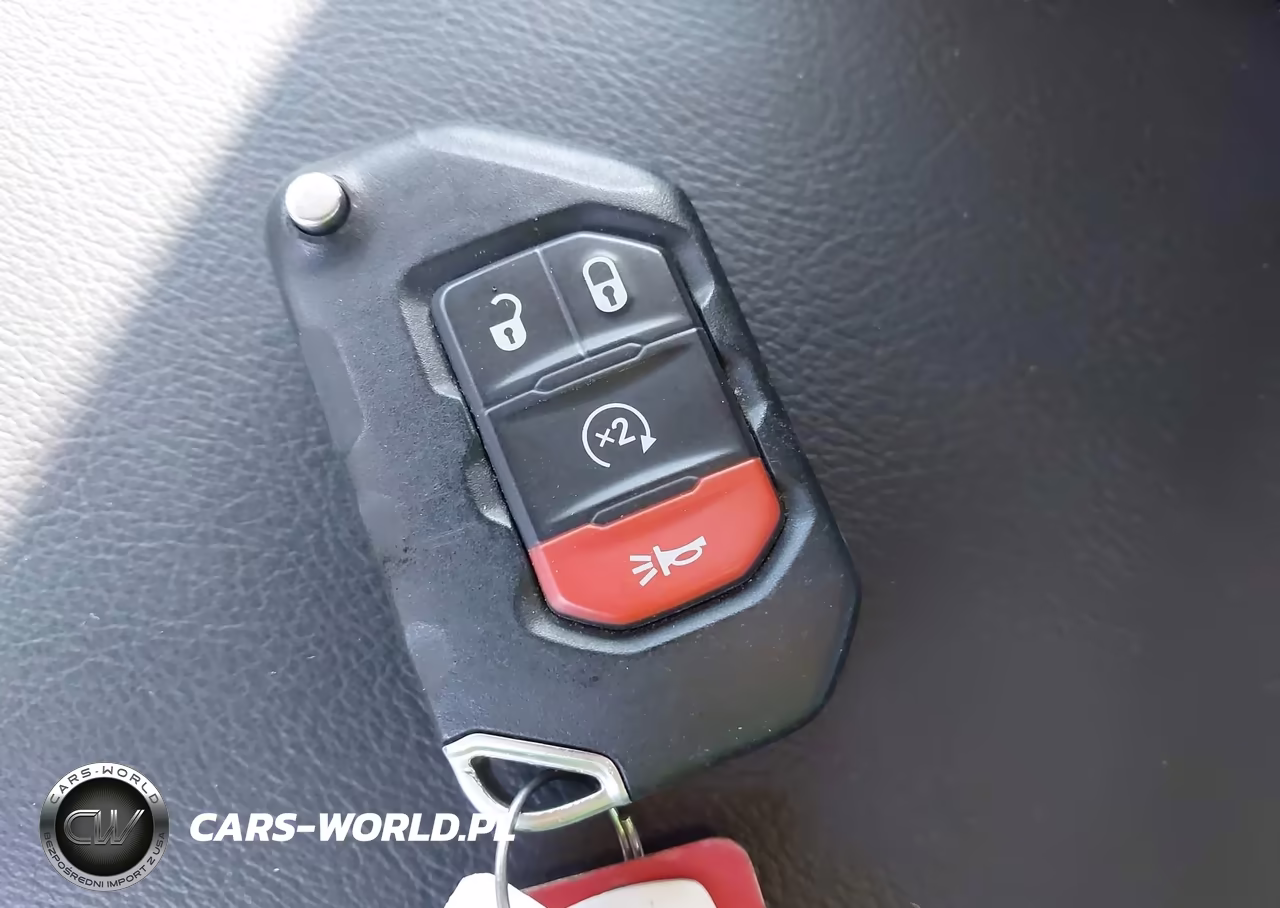 2021 Jeep Gladiator Mojave 4X4 VIN:1C6JJTEGXML621511 - 11