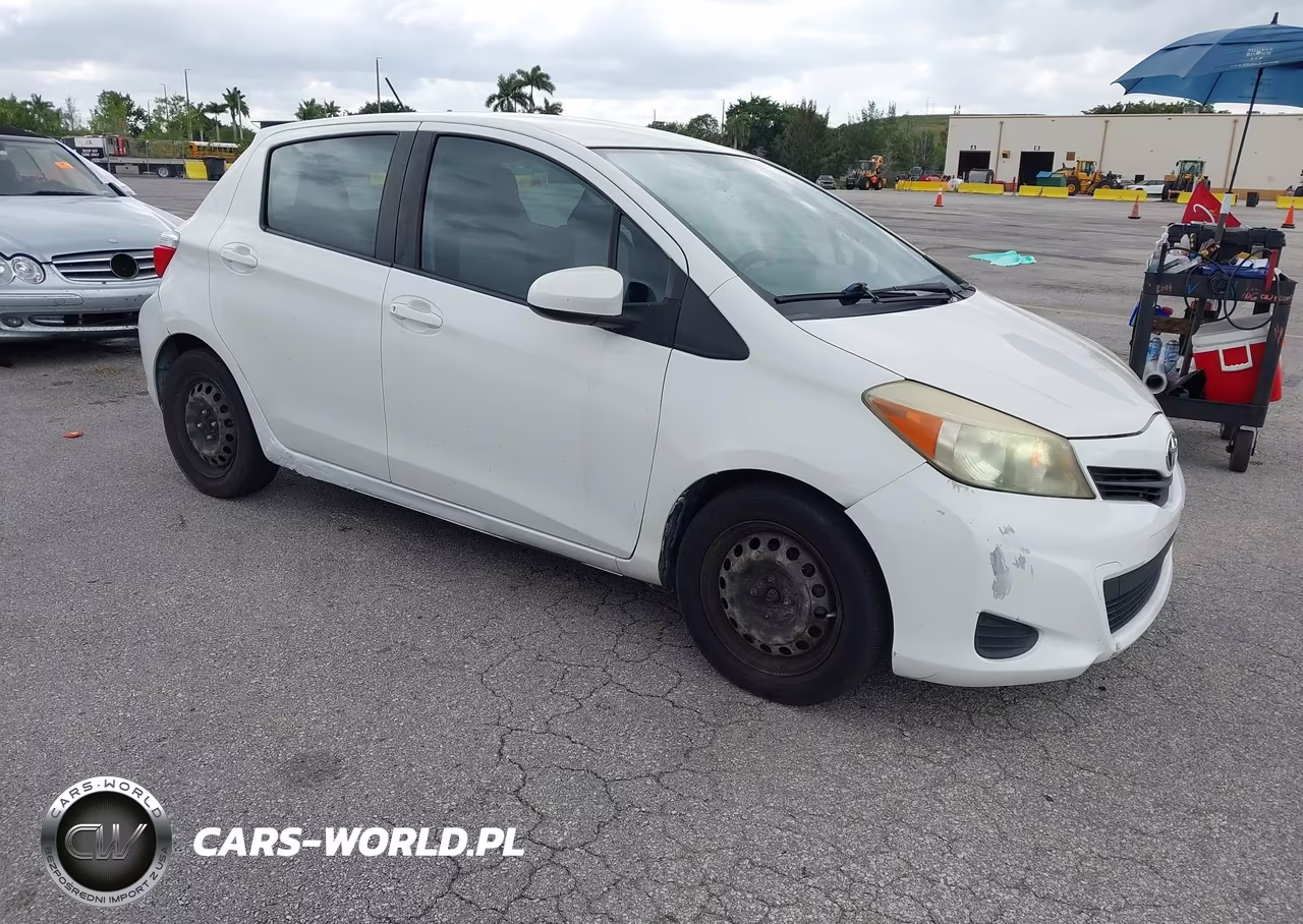 2012 Toyota Yaris L