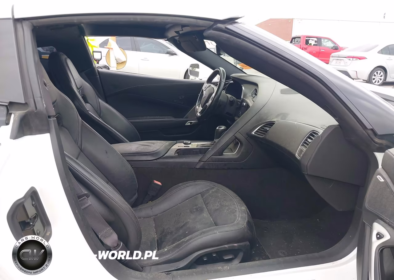 2015 Chevrolet Corvette Z06 VIN:1G1YS2D66F5604177 - 5