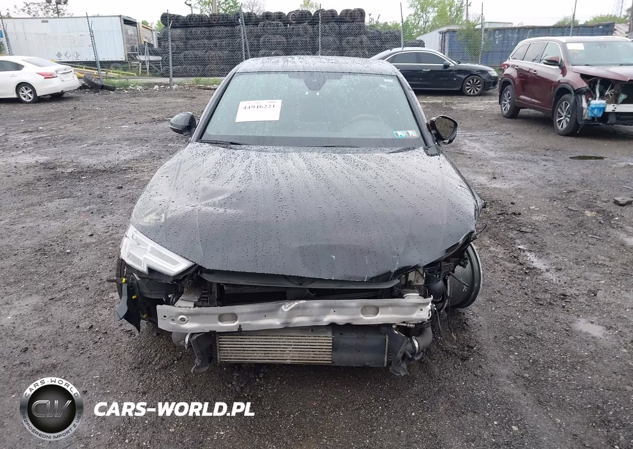 2018 Audi A4 2.0T Premium VIN:WAUFNAF46JN000341 - 12
