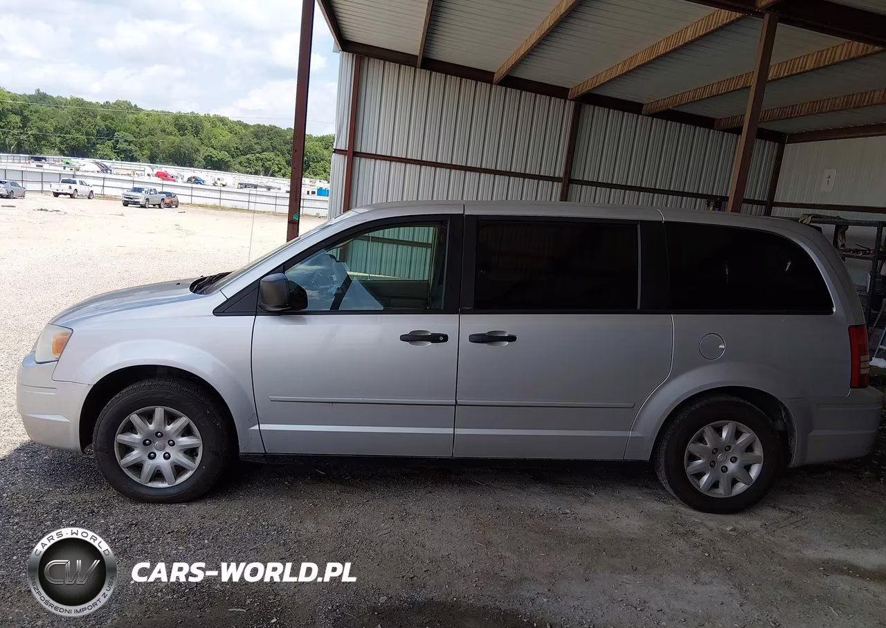 2008 Chrysler Town & Country Lx VIN:2A8HR44H38R623946 - 6