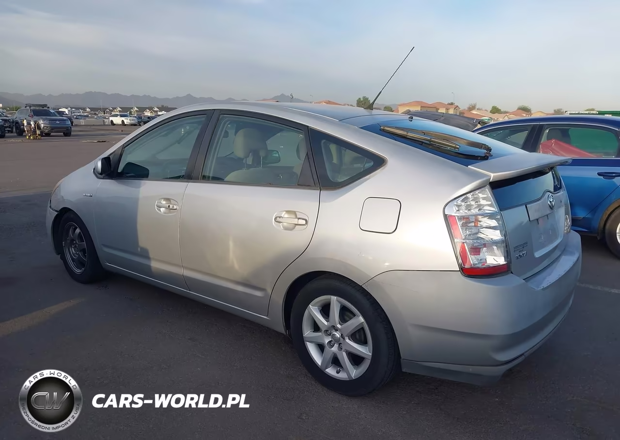 2007 Toyota Prius Touring VIN:JTDKB20U777608889 - 3
