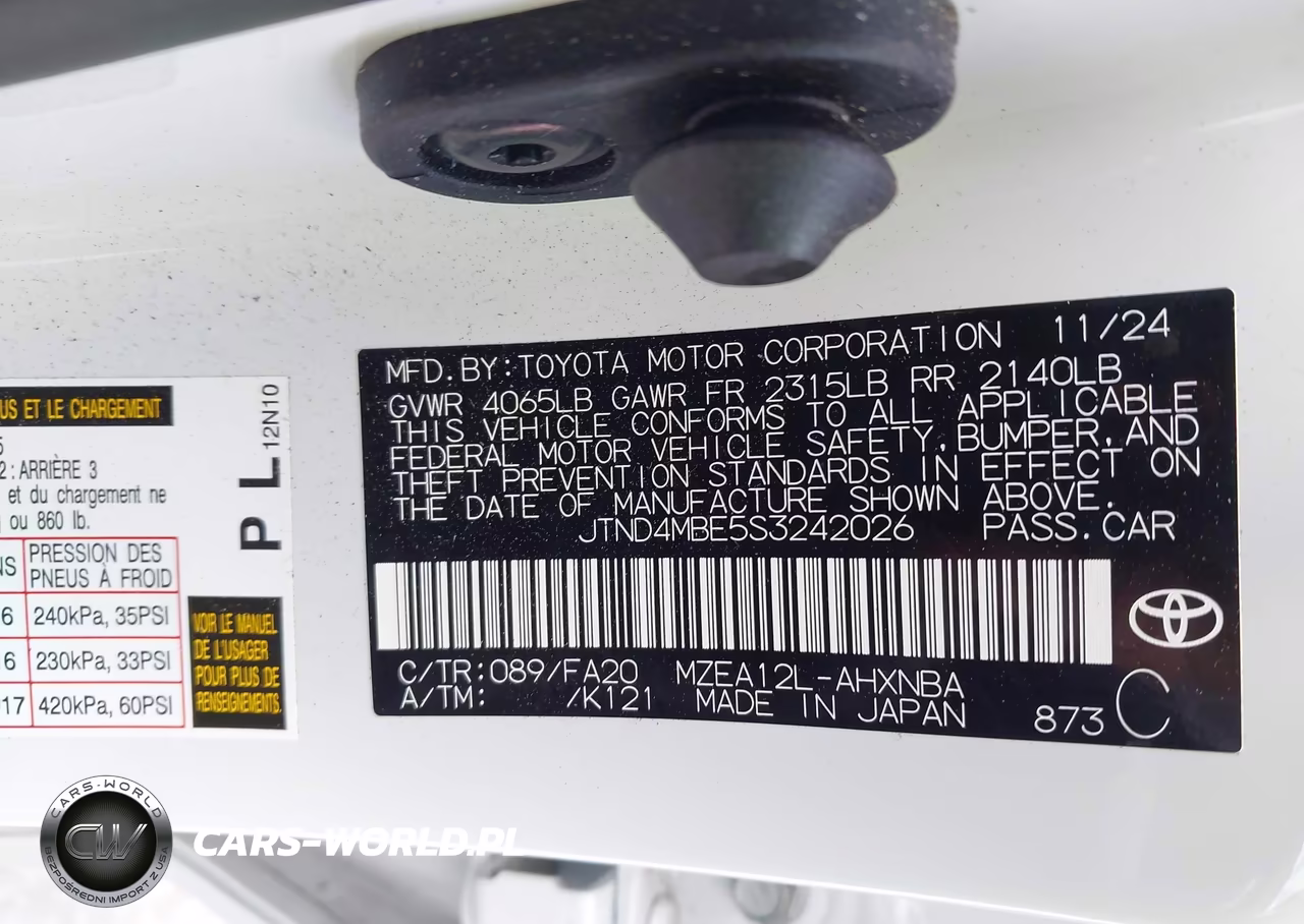 2025 Toyota Corolla Se VIN:JTND4MBE5S3242026 - 9