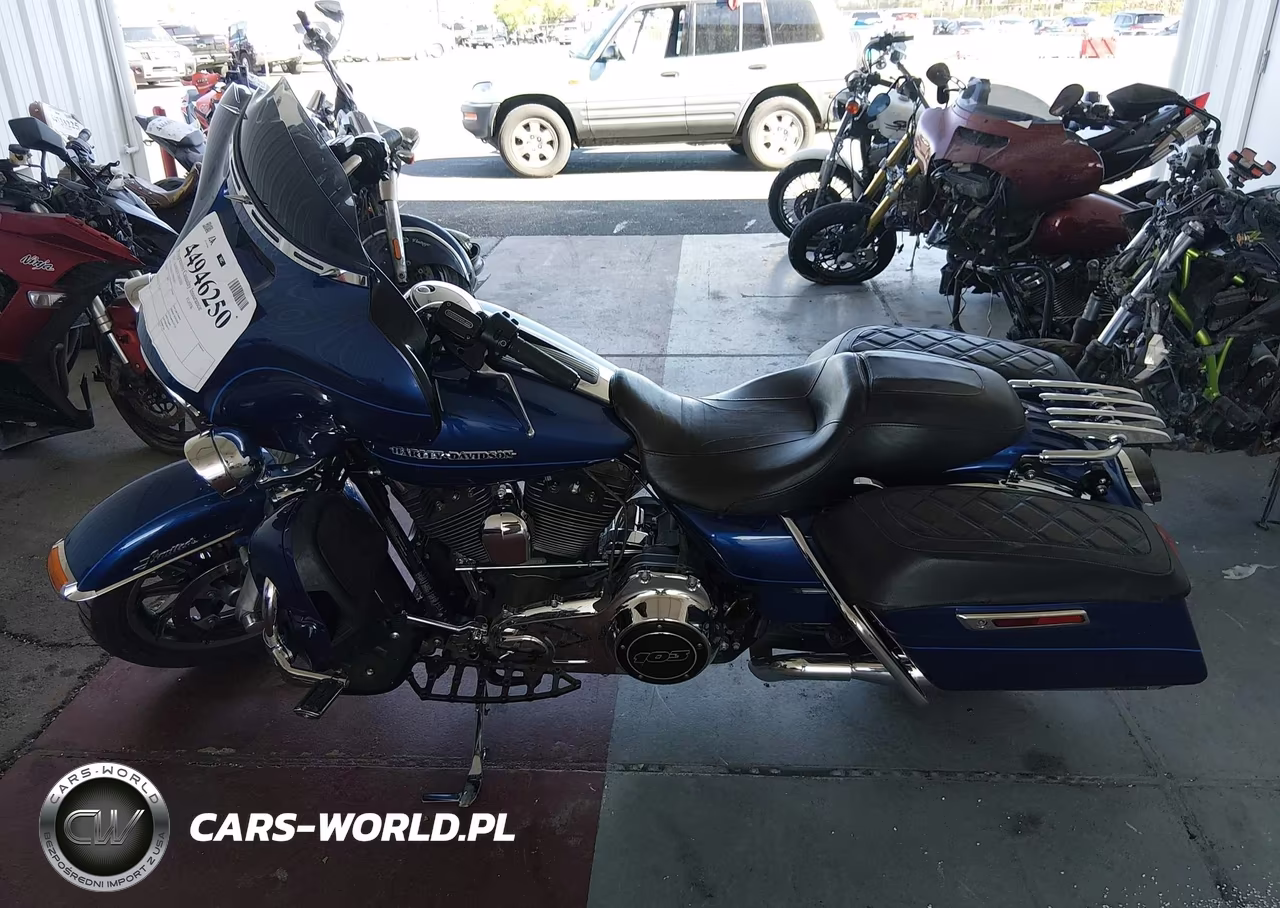 2015 Harley-Davidson Flhtk Ultra Limited VIN:1HD1KEL37FB628571 - 13