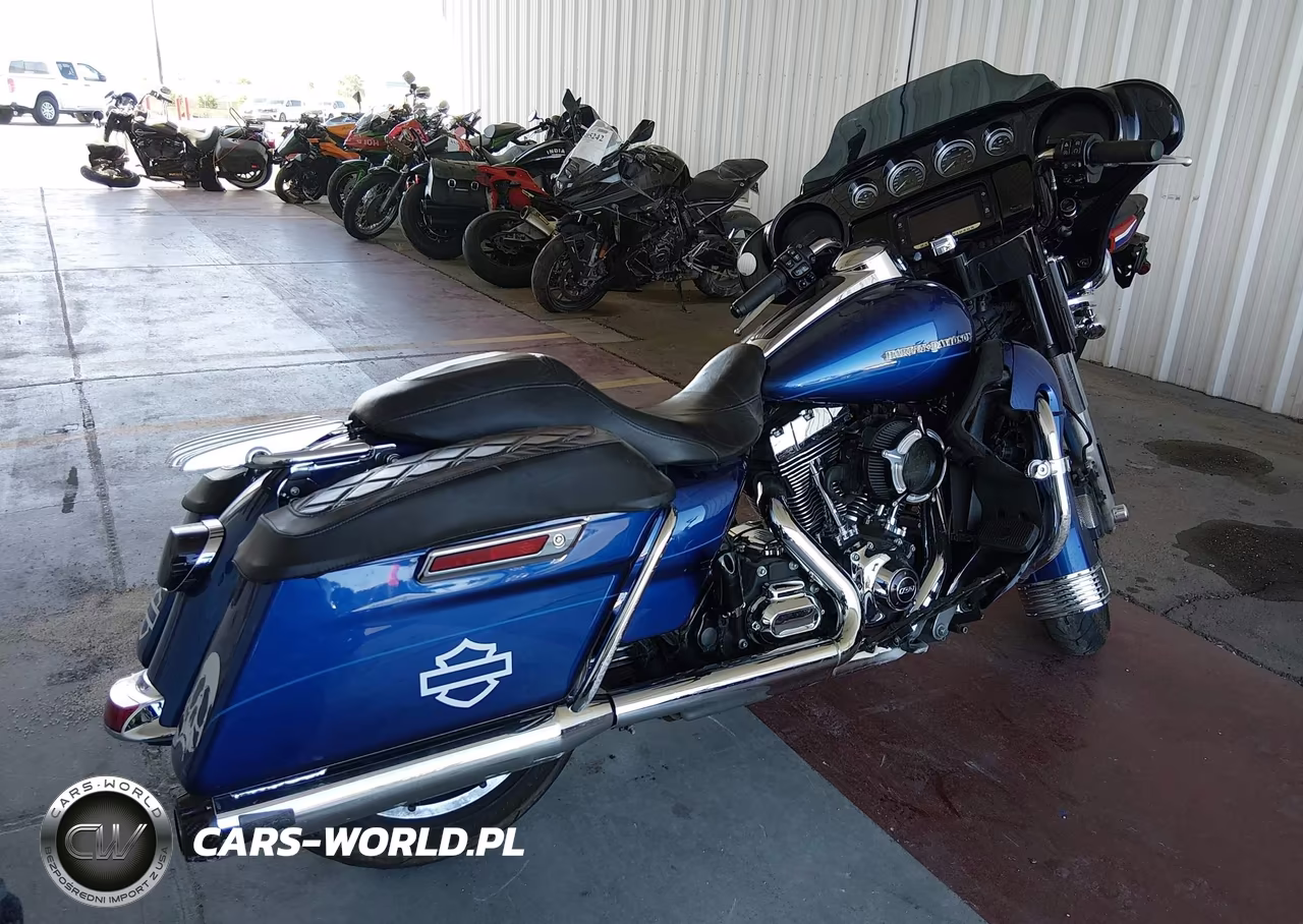 2015 Harley-Davidson Flhtk Ultra Limited VIN:1HD1KEL37FB628571 - 4