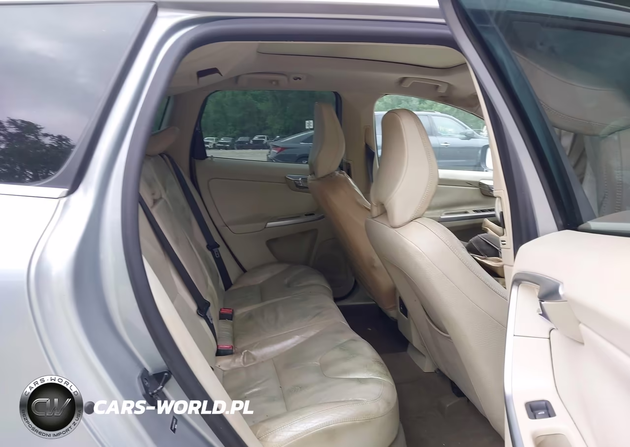 2010 Volvo Xc60 T6-T6 R-Design VIN:YV4992DZ2A2086674 - 8