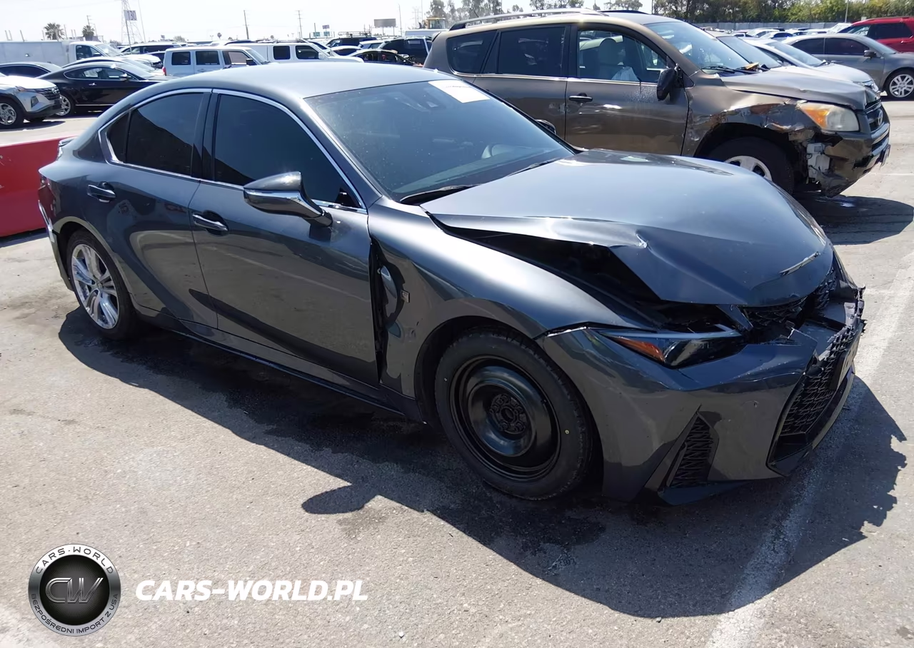 2024 Lexus Is 300 F Sport Design – zdjęcie 1 z 17