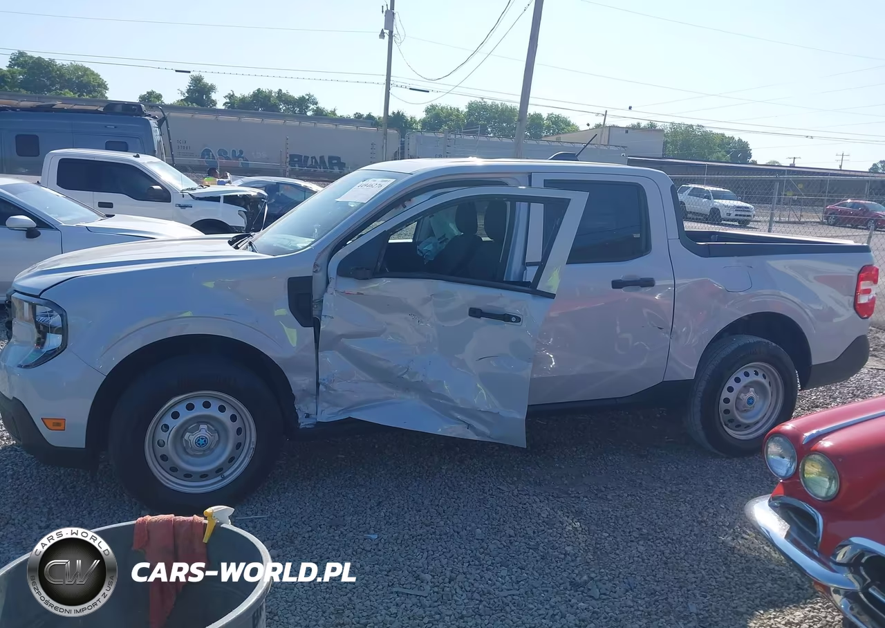 2025 Ford Maverick Xl VIN:3FTTW8A31SRA80222 - 15