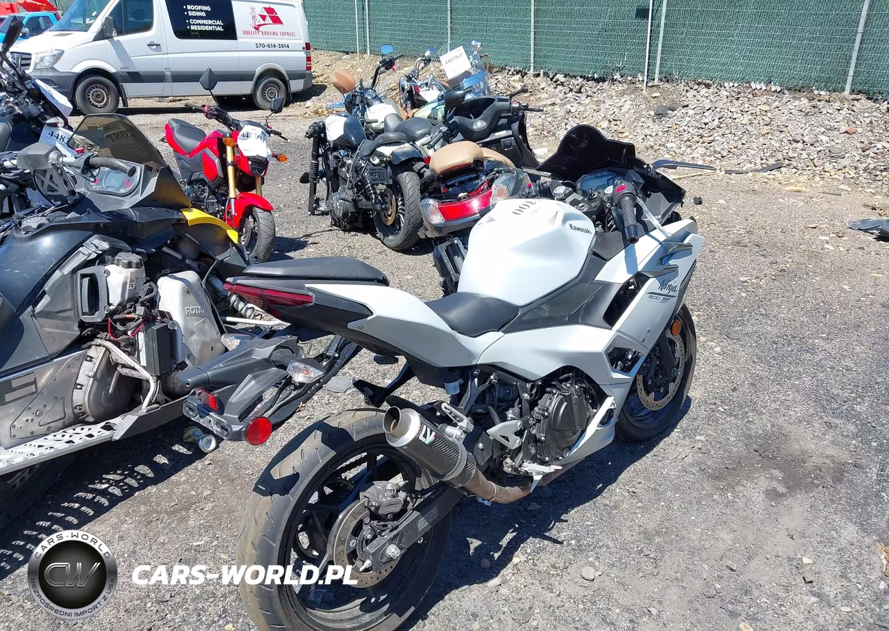 2025 Kawasaki Ex500 VIN:ML5EXGG16SDA70393 - 4