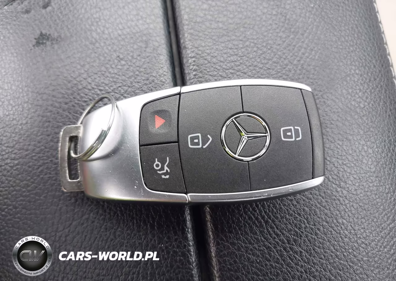 2020 Mercedes-Benz C 300 4Matic VIN:55SWF8EB7LU325427 - 11