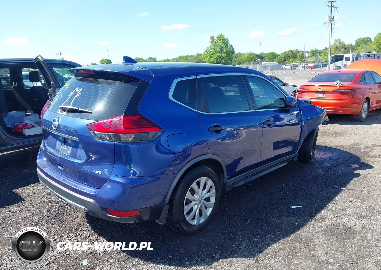 2017 Nissan Rogue S VIN:KNMAT2MV1HP595862 - 4