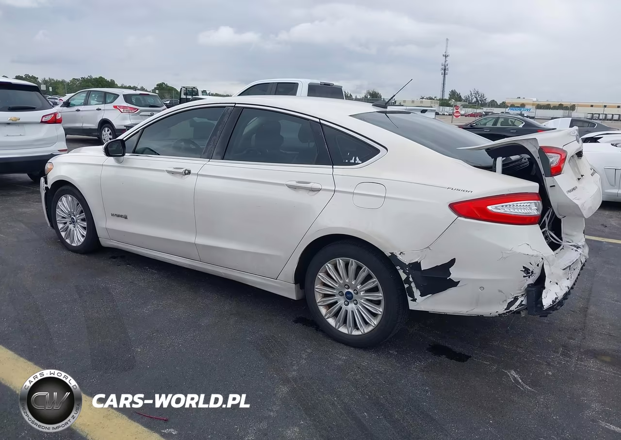 2013 Ford Fusion Hybrid Se VIN:3FA6P0LU0DR138315 - 3