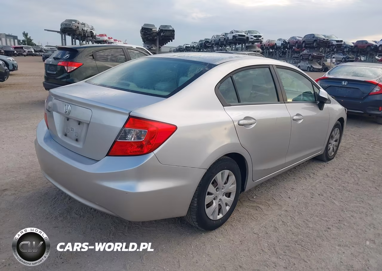2012 Honda Civic Lx VIN:19XFB2F5XCE074086 - 4