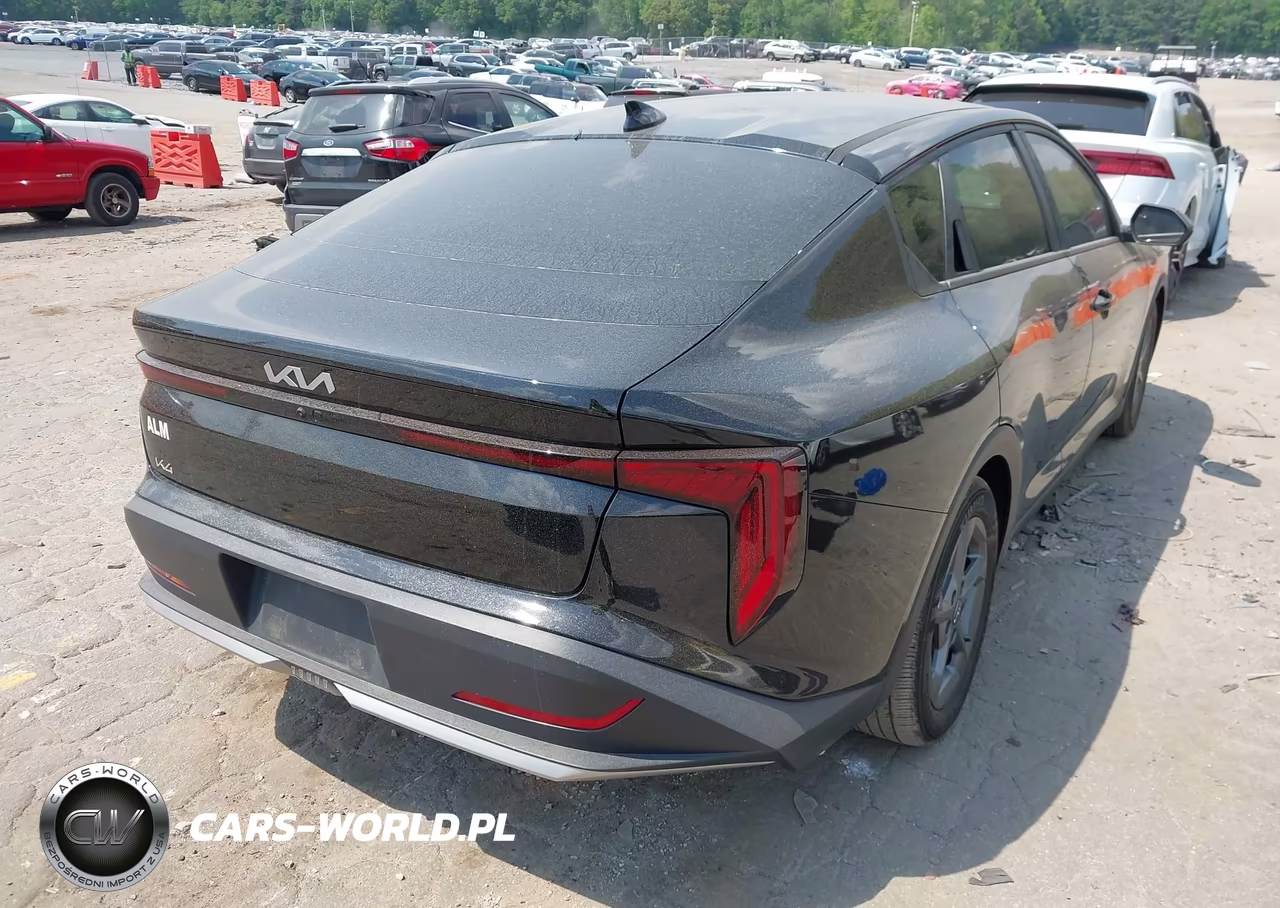 2025 Kia K4 Lxs VIN:3KPFT4DE7SE093852 - 4