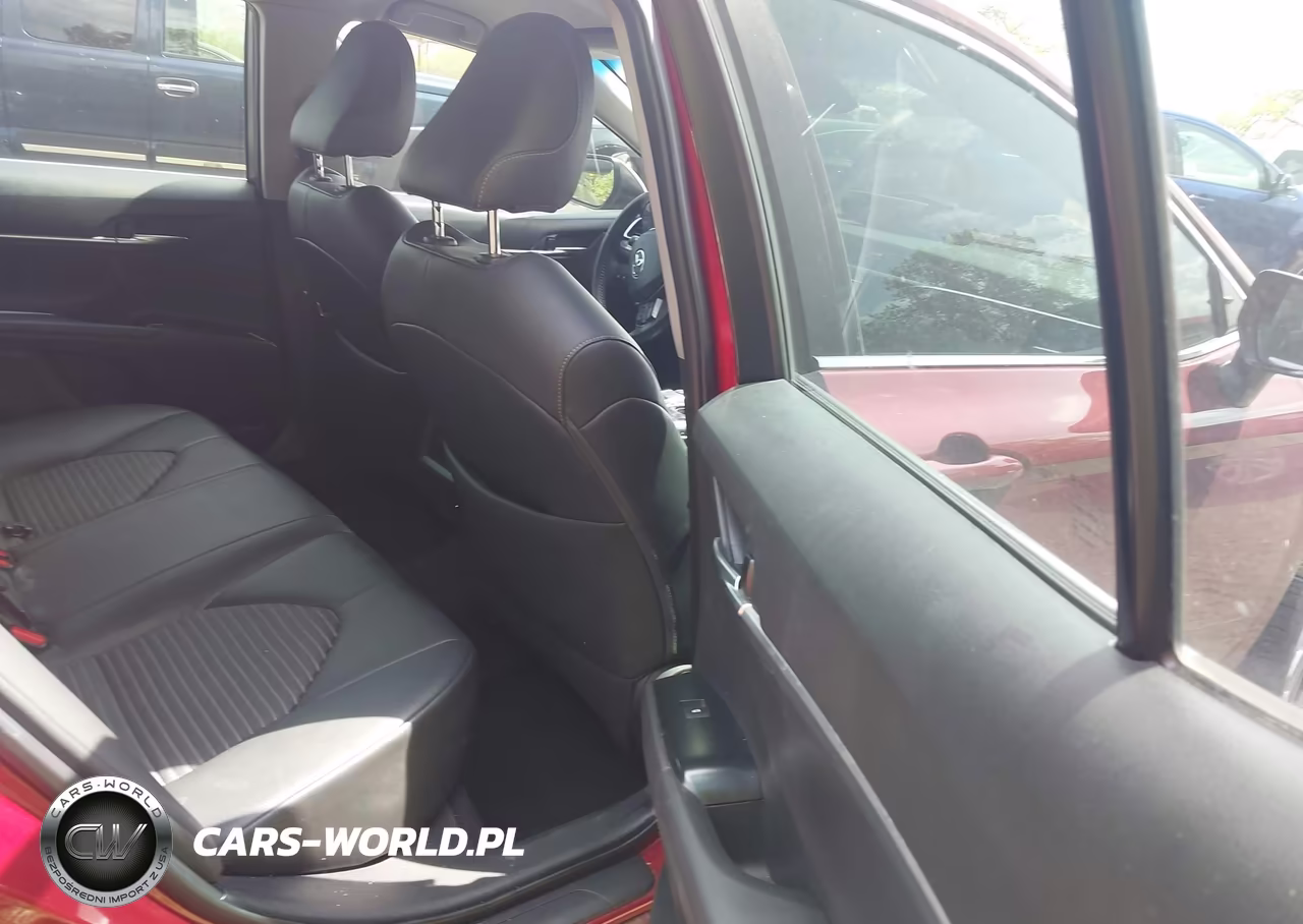 2018 Toyota Camry Se VIN:4T1B11HK8JU523435 - 8