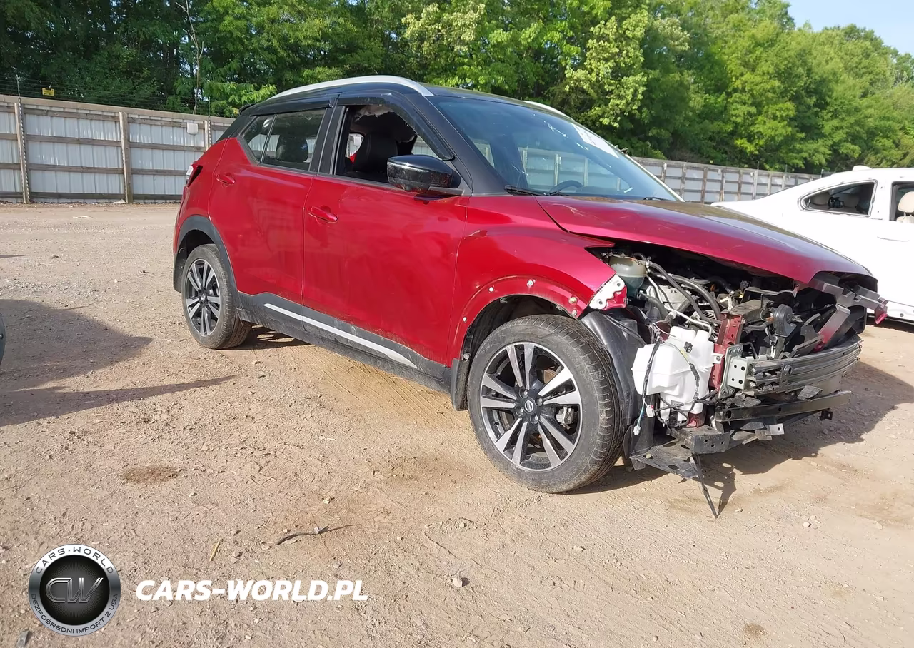 2019 Nissan Kicks Sr