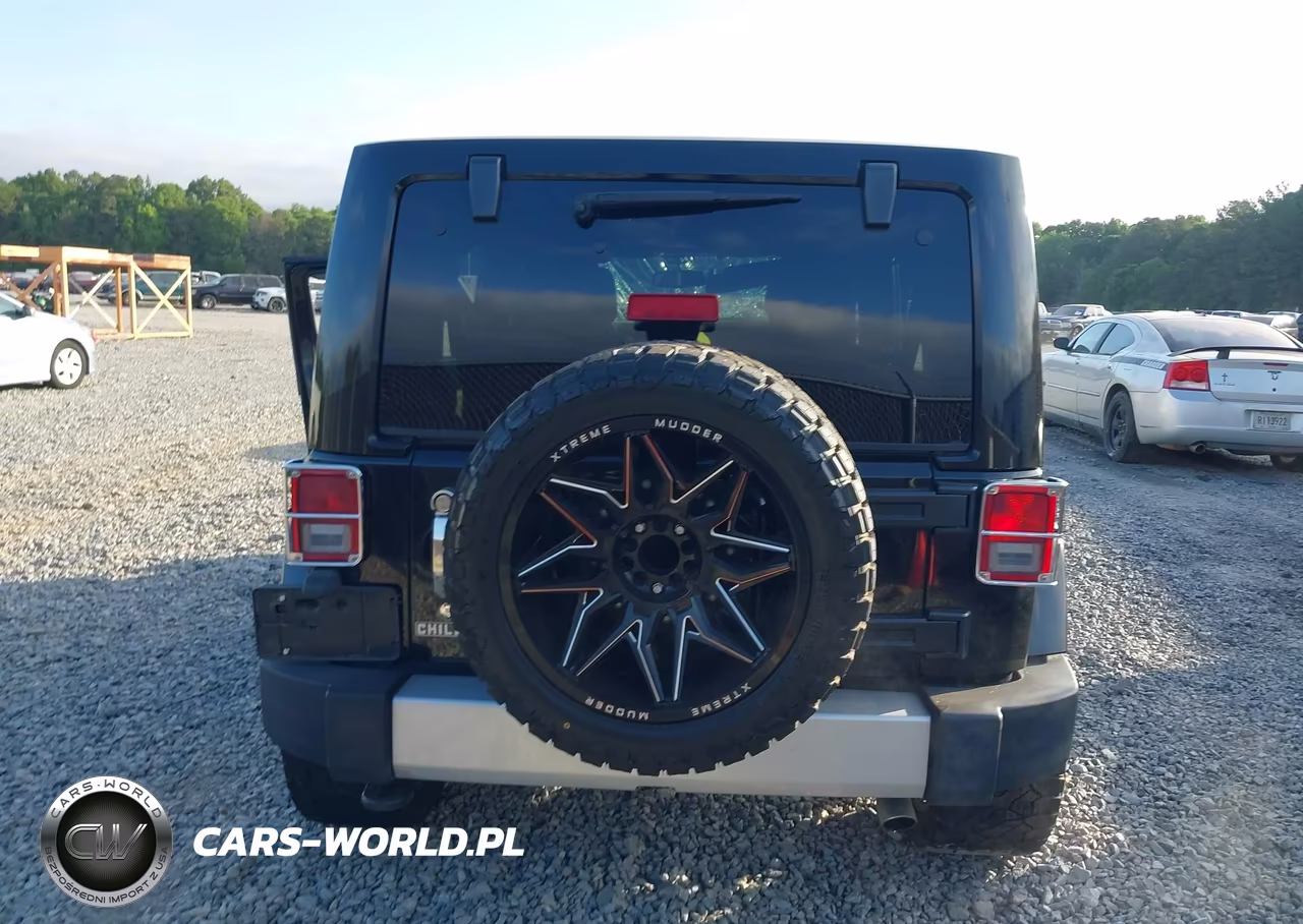 2013 Jeep Wrangler Unlimited Sahara VIN:1C4BJWEG4DL534041 - 16