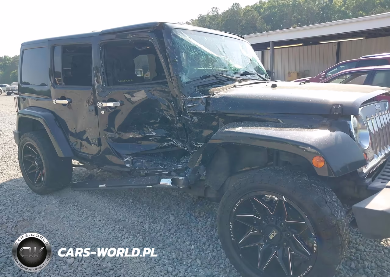 2013 Jeep Wrangler Unlimited Sahara VIN:1C4BJWEG4DL534041 - 19