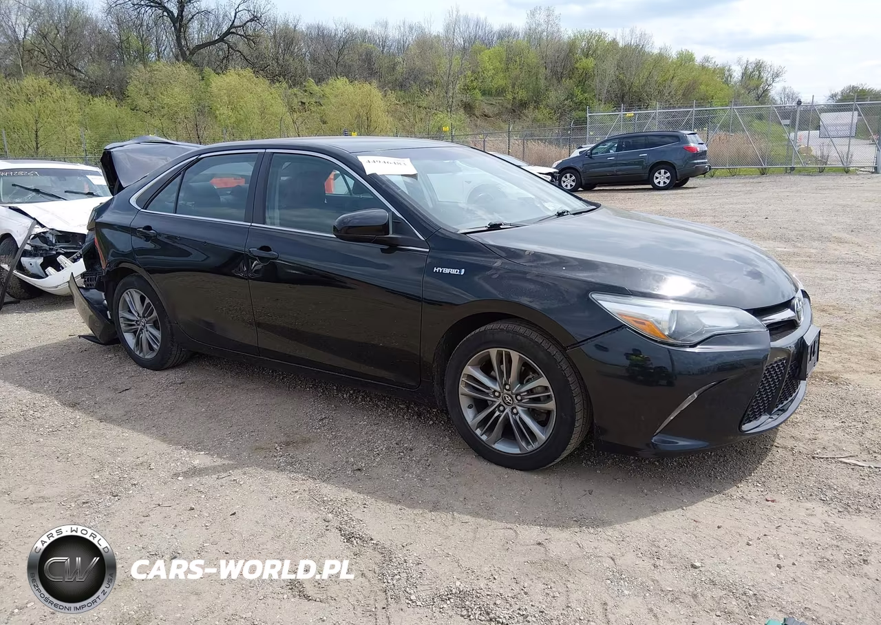 2016 Toyota Camry Hybrid Se