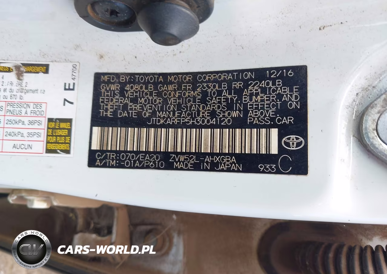 2017 Toyota Prius Prime Advanced VIN:JTDKARFP5H3004120 - 9