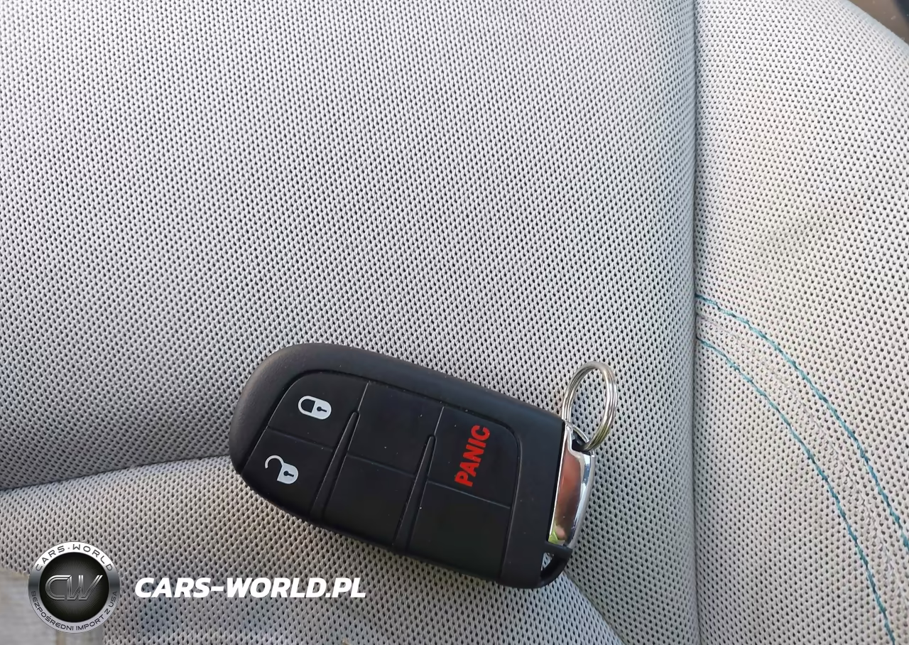 2020 Jeep Renegade Latitude Fwd VIN:ZACNJABBXLPL03015 - 11