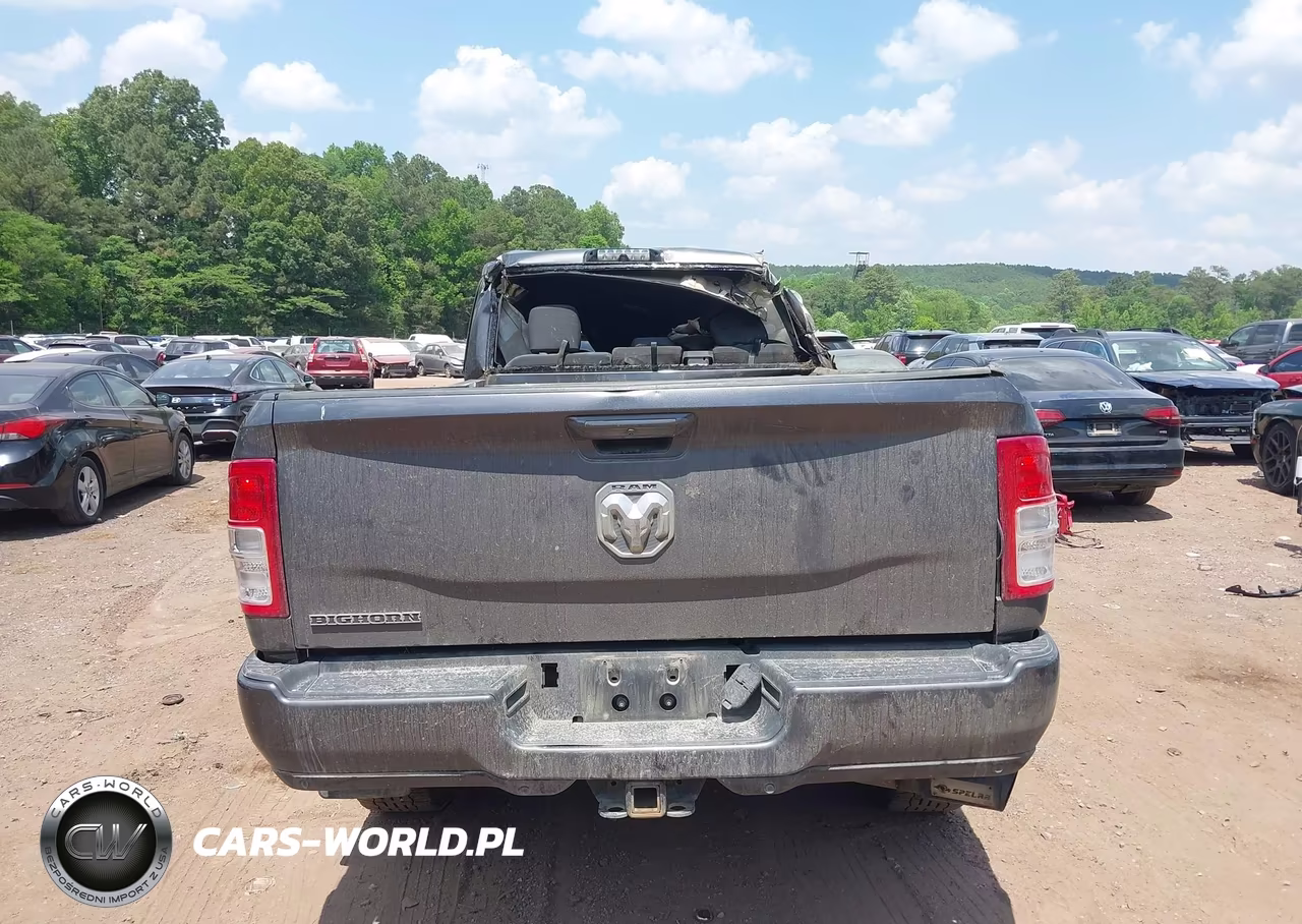 2019 Ram 3500 Big Horn 4X2 8' Box VIN:3C63R2HL7KG658076 - 14