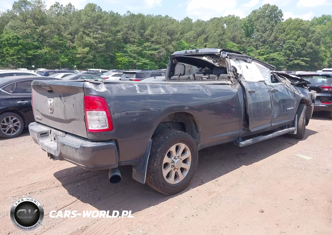 2019 Ram 3500 Big Horn 4X2 8' Box VIN:3C63R2HL7KG658076 - 4