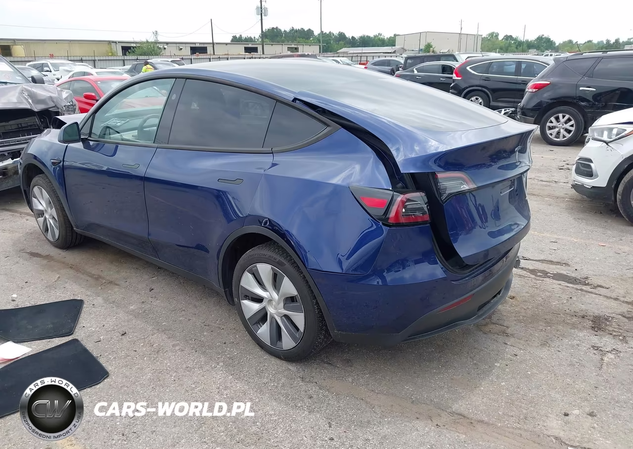 2023 Tesla Model Y Awd-Long Range Dual Motor All-Wheel Drive VIN:7SAYGDEE4PA179293 - 3