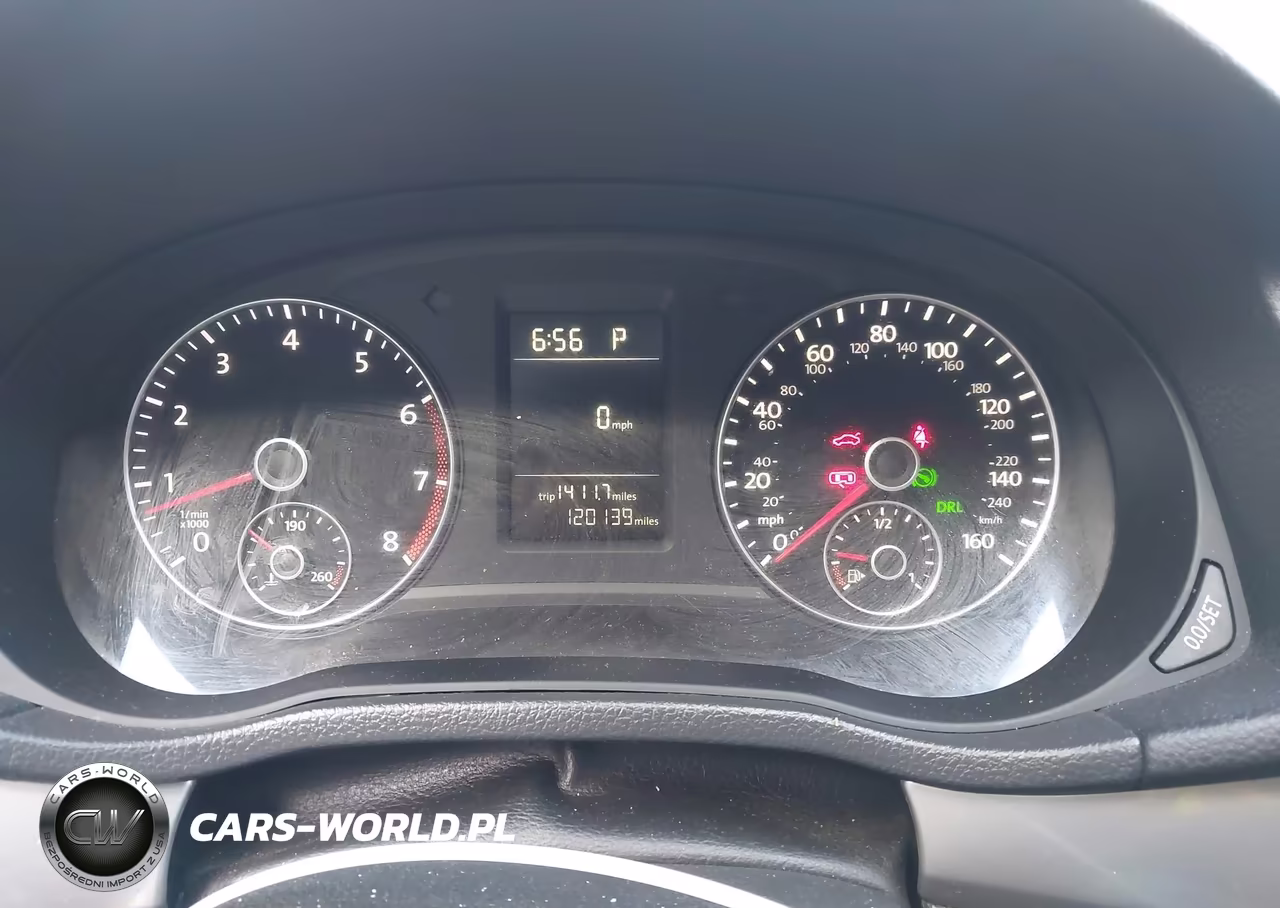2014 Volkswagen Passat 1.8T Wolfsburg Edition VIN:1VWAT7A36EC067704 - 7