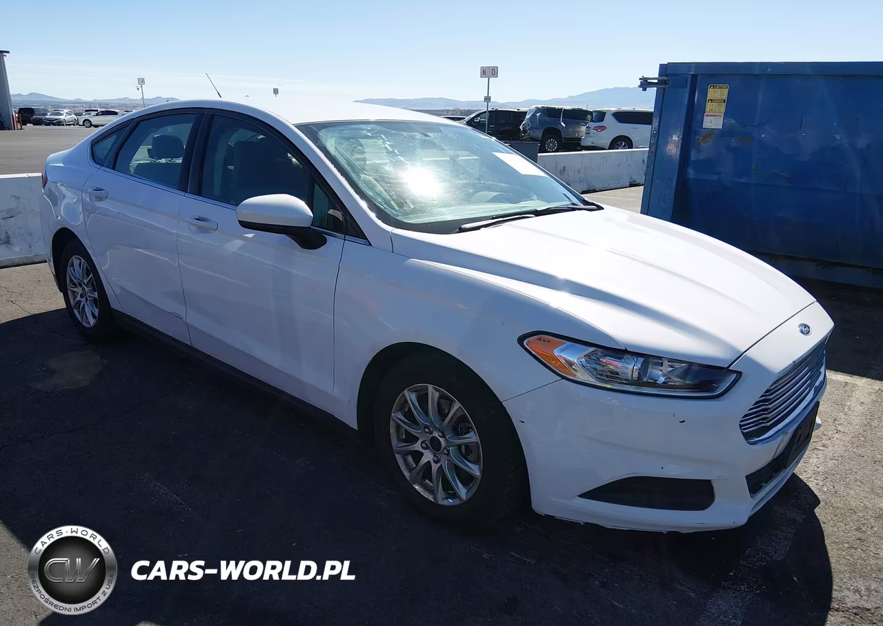 2015 Ford Fusion S – zdjęcie 1 z 11