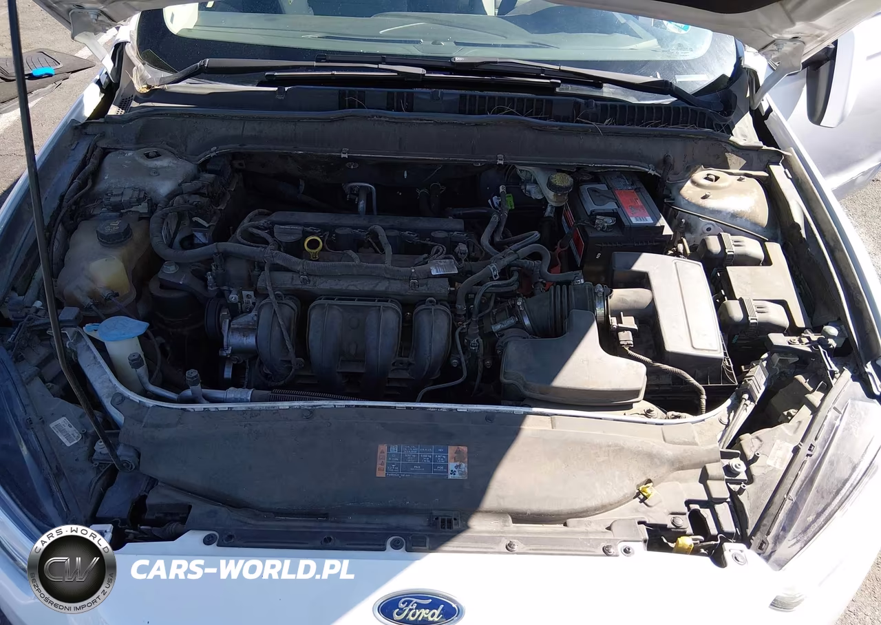 2015 Ford Fusion S VIN:3FA6P0G74FR226601 - 10
