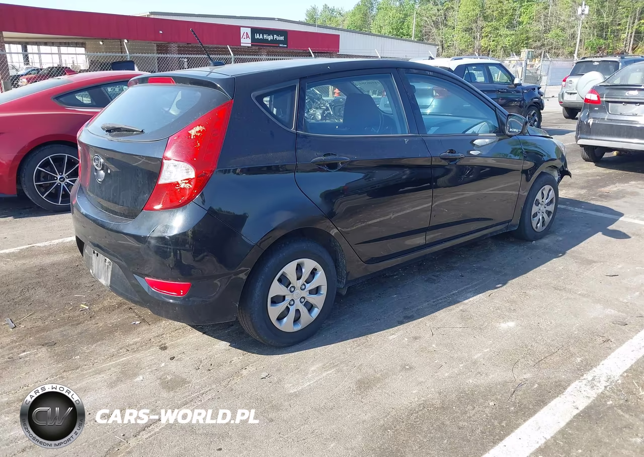 2017 Hyundai Accent Se VIN:KMHCT5AE5HU363342 - 4