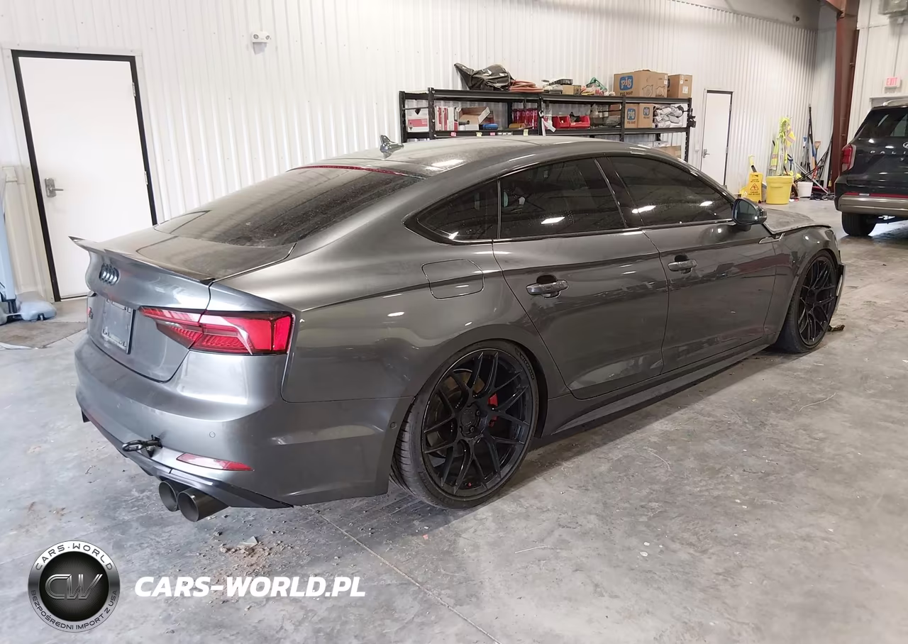 2019 Audi S5 3.0T Premium VIN:WAUC4CF53KA017763 - 4