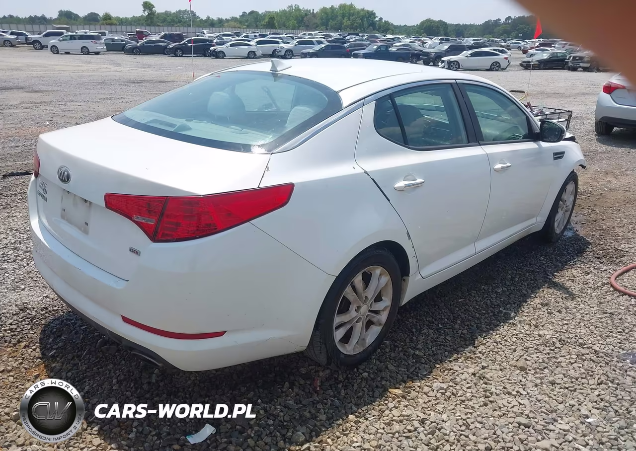 2013 Kia Optima Lx VIN:5XXGM4A72DG094196 - 4