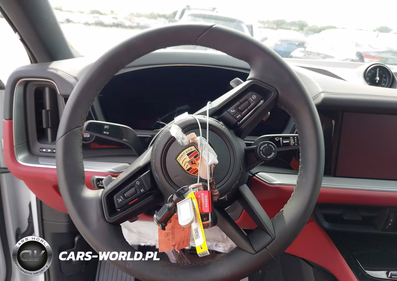 2026 Porsche Cayenne Coupe S VIN:WP1BL2AY0TDA50036 - 11