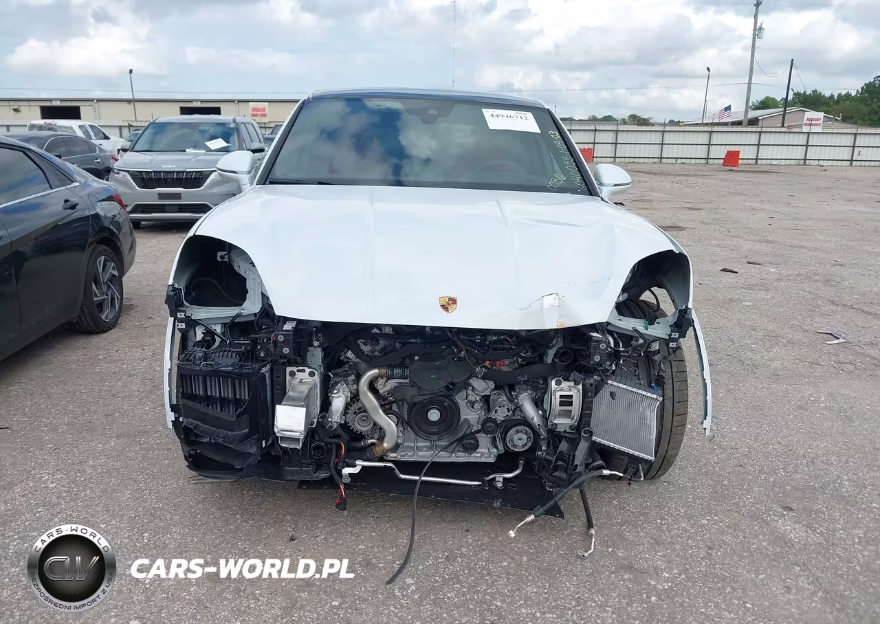 2026 Porsche Cayenne Coupe S VIN:WP1BL2AY0TDA50036 - 6