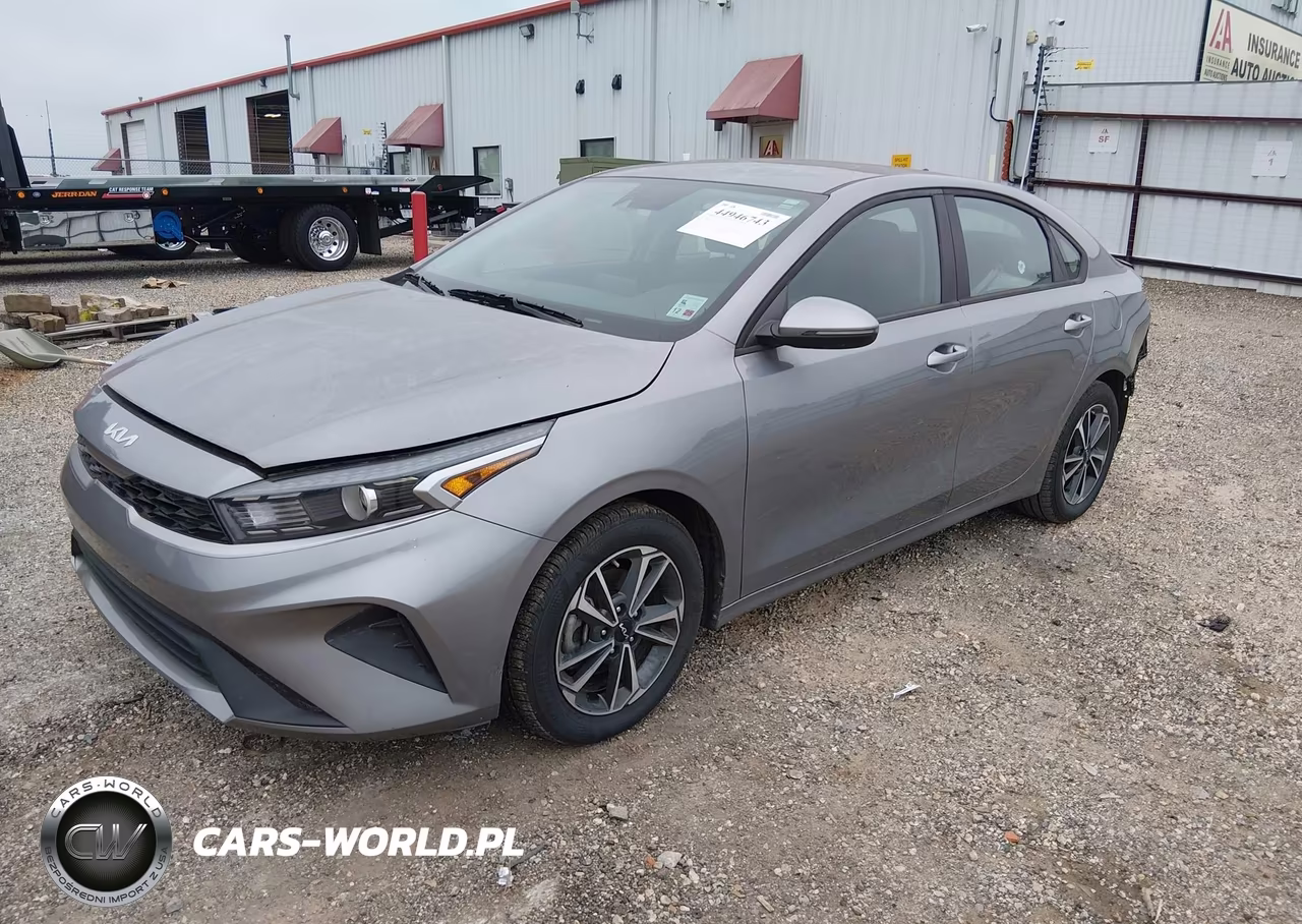 2024 Kia Forte Lxs VIN:3KPF24AD7RE728688 - 2