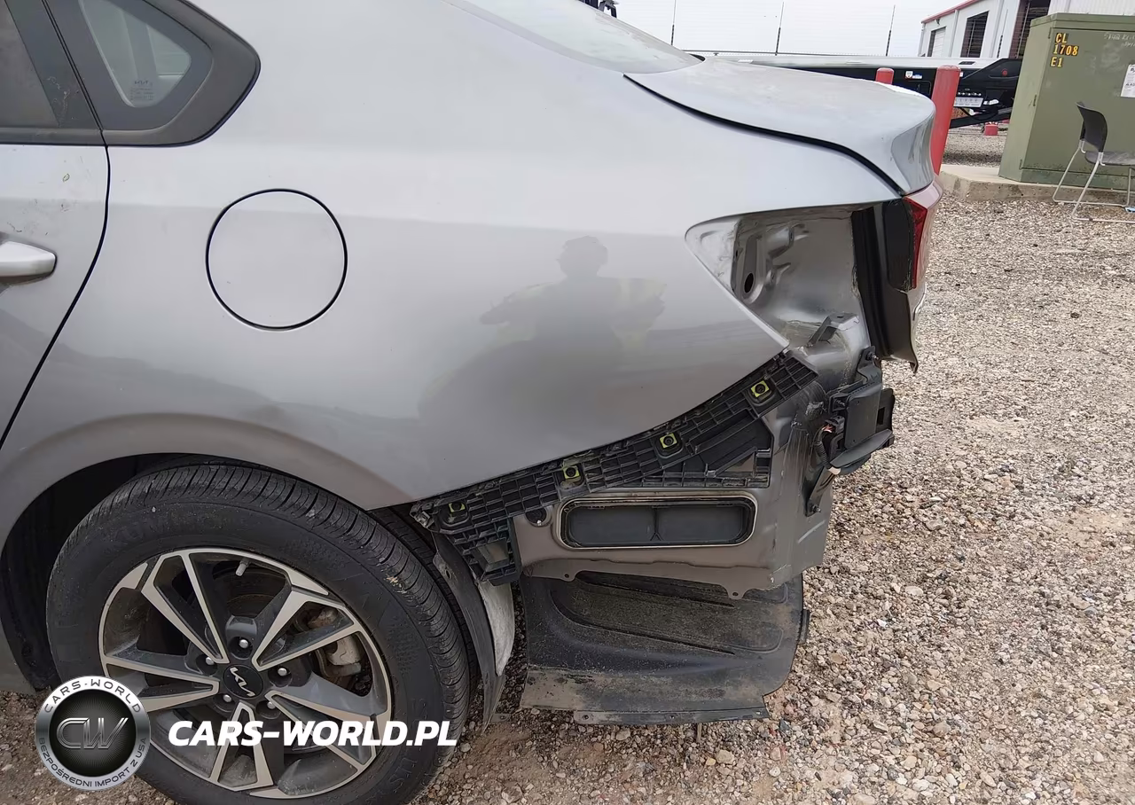2024 Kia Forte Lxs VIN:3KPF24AD7RE728688 - 21