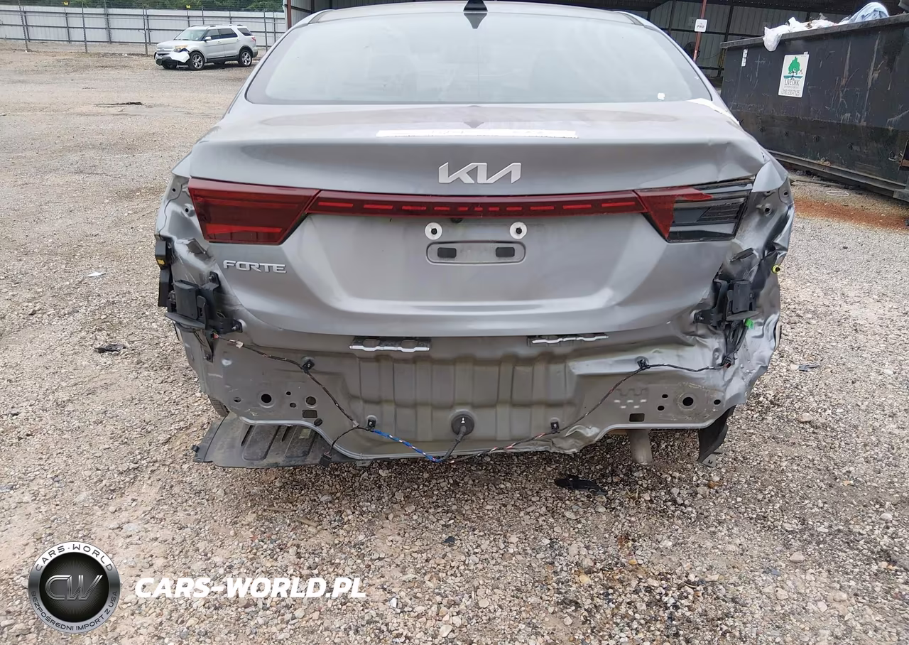 2024 Kia Forte Lxs VIN:3KPF24AD7RE728688 - 6