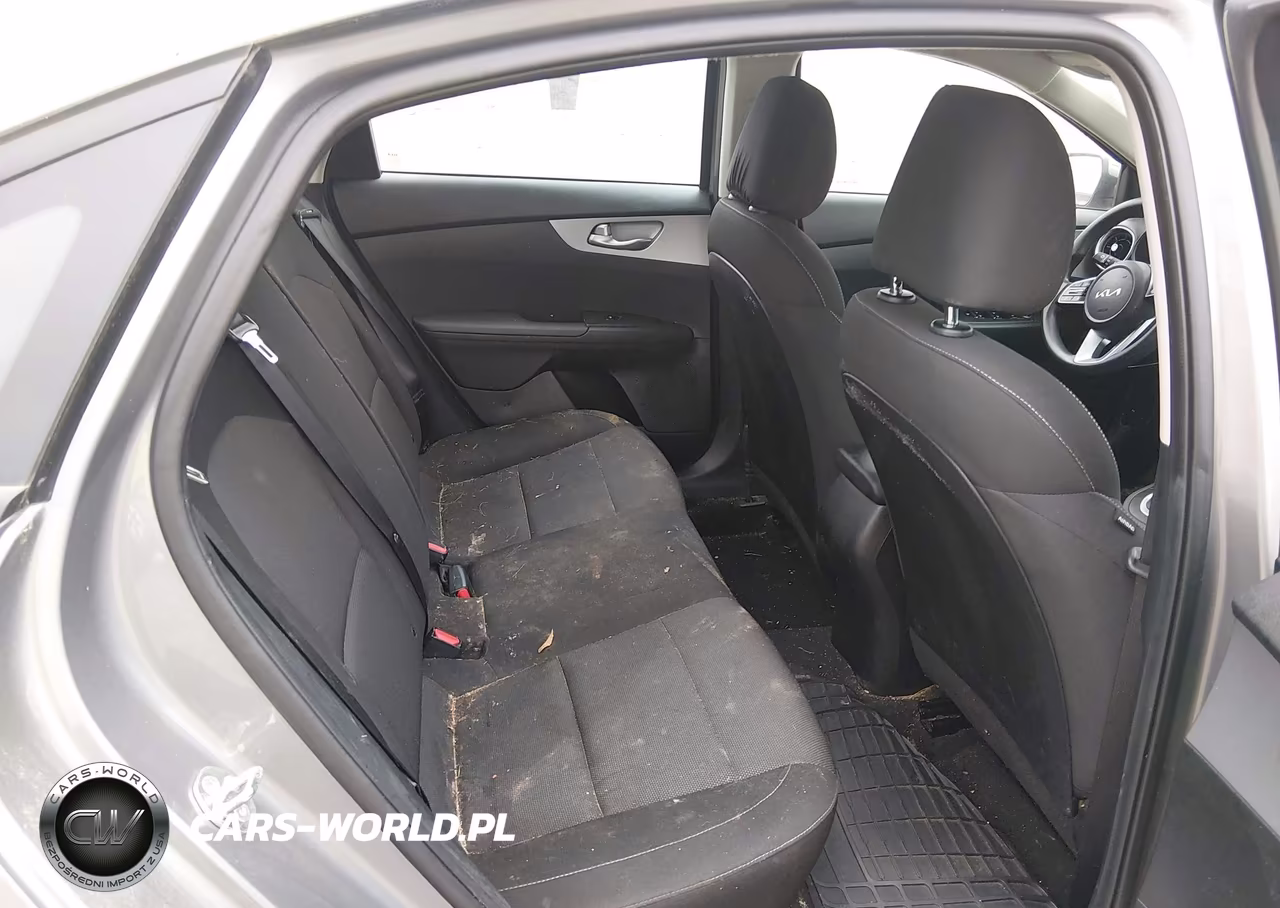 2024 Kia Forte Lxs VIN:3KPF24AD7RE728688 - 8