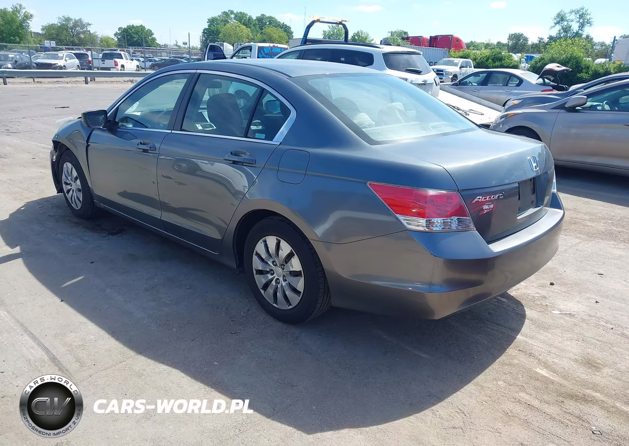2010 Honda Accord 2.4 Lx VIN:1HGCP2F30AA038637 - 3