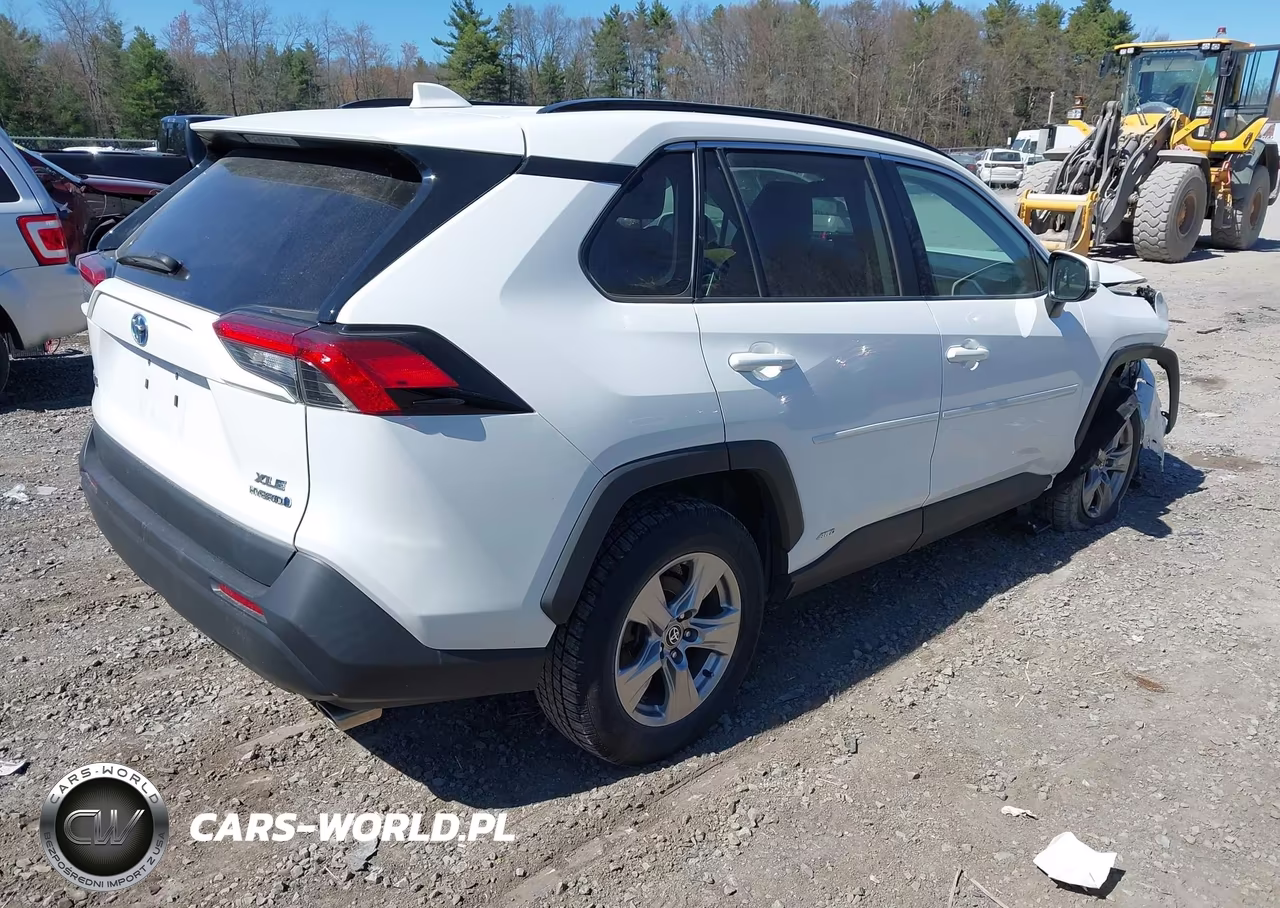 2022 Toyota Rav4 Hybrid Xle VIN:2T3RWRFV4NW134543 - 4